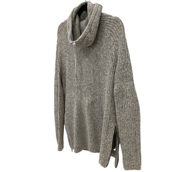 Athleta Borealis Cowl Neck Sweater Gray Long Sleeve Knit Wool  Boucle Size Small - Picture 4 of 12